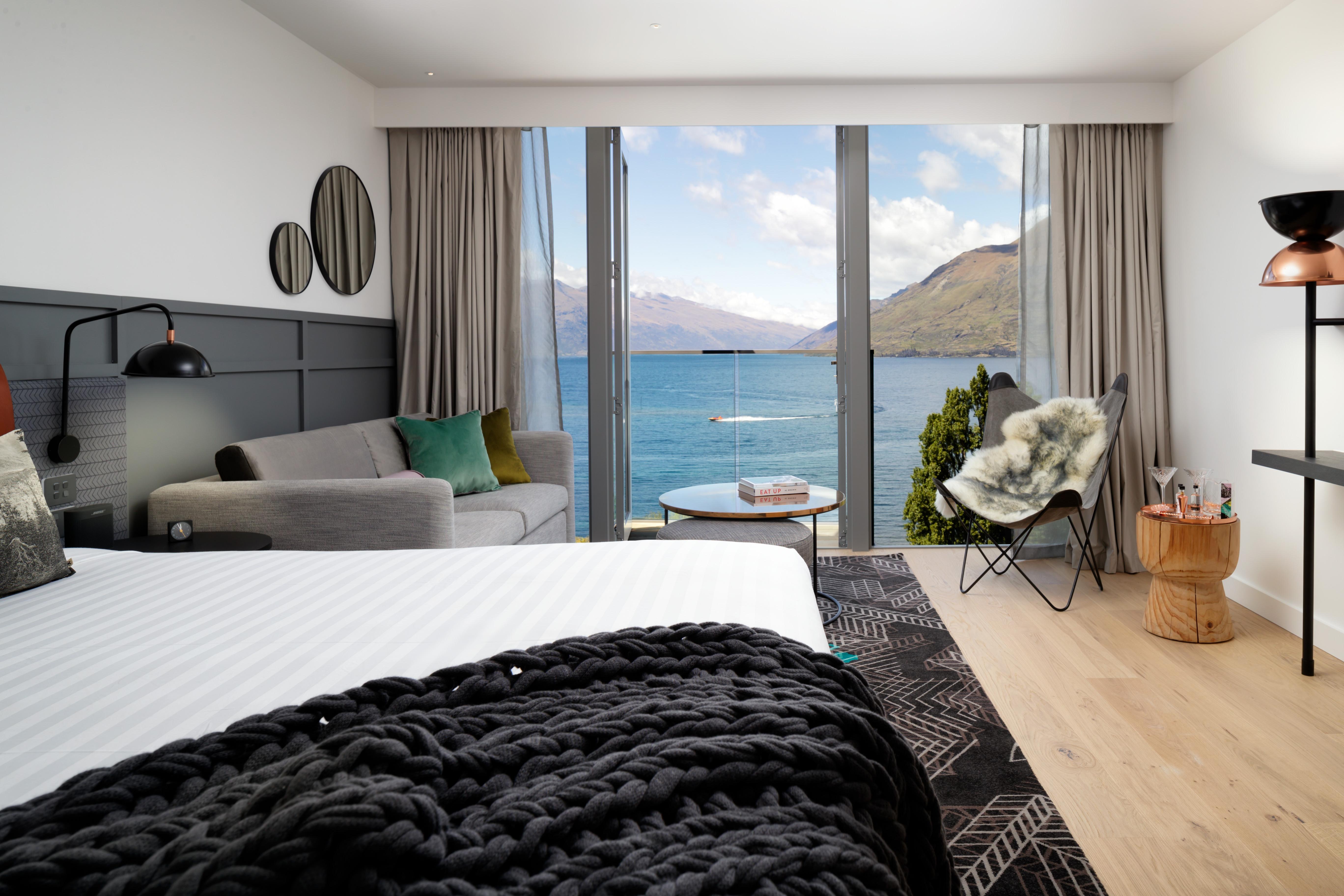 Qt Queenstown Luaran gambar The hotel's Lakefront Suite