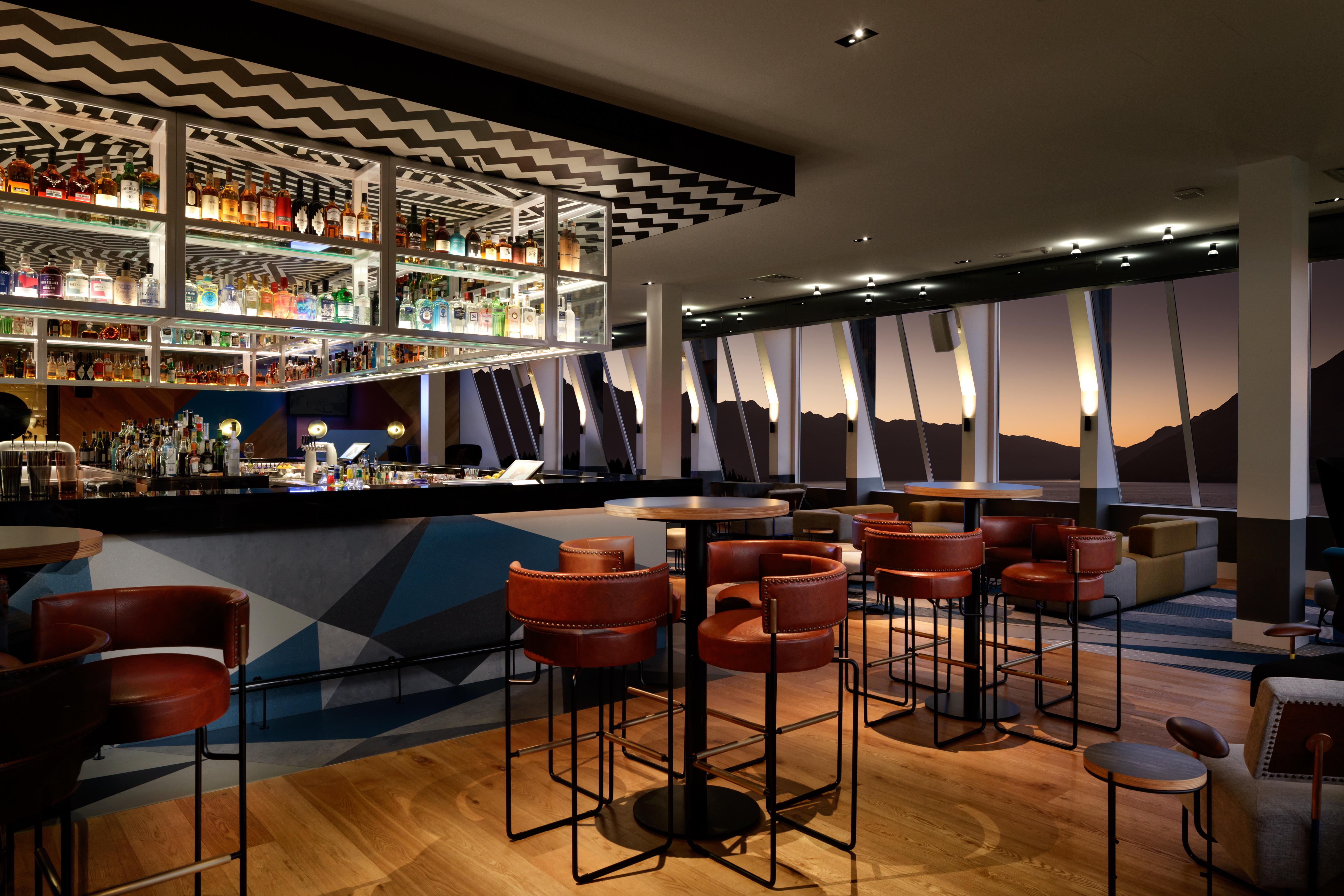Qt Queenstown Luaran gambar The bar at the 12th floor